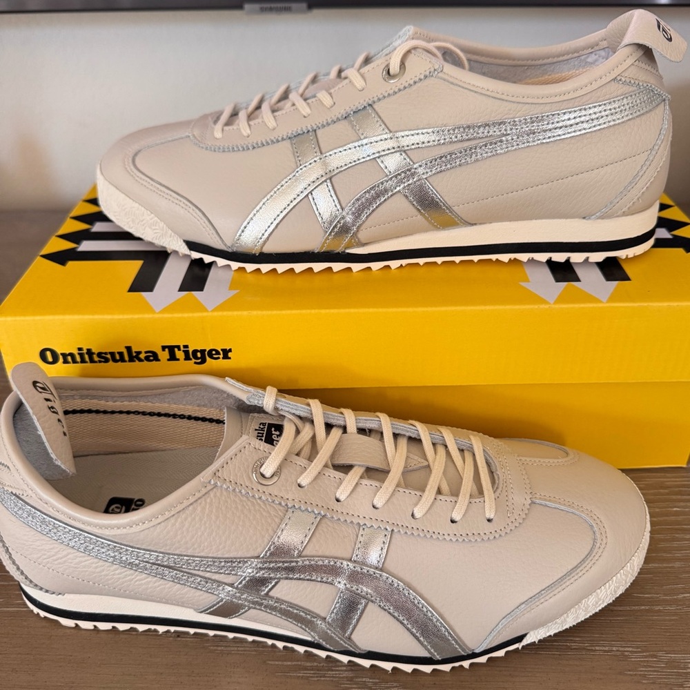 Onitsuka Tiger Mexico 66 SD Sneakers- NEW